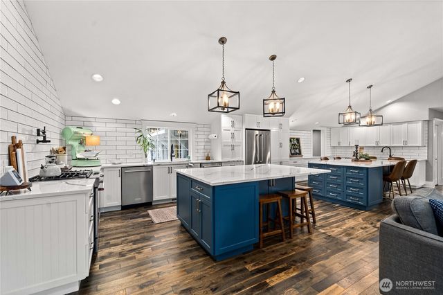 26002 SE 208th, Maple Valley, WA 98038