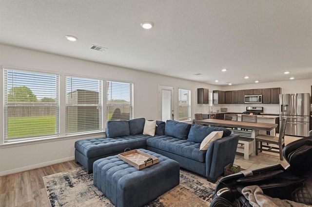 4826 Hickory Deer Lane, Richmond, TX 77406