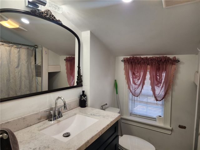 6 Douglas Street, Cranston, RI 02910