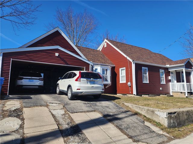 6 Douglas Street, Cranston, RI 02910