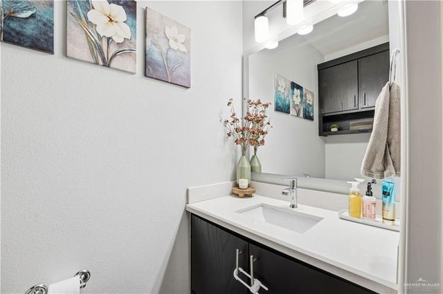 3016 London Drive, Edinburg, TX 78539