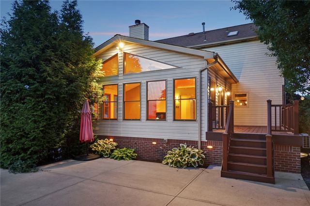 114 Dolores Dr, Penn Twp, PA 15642