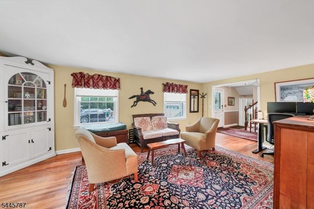 30 Dogwood Dr, Chester Twp., NJ 07930