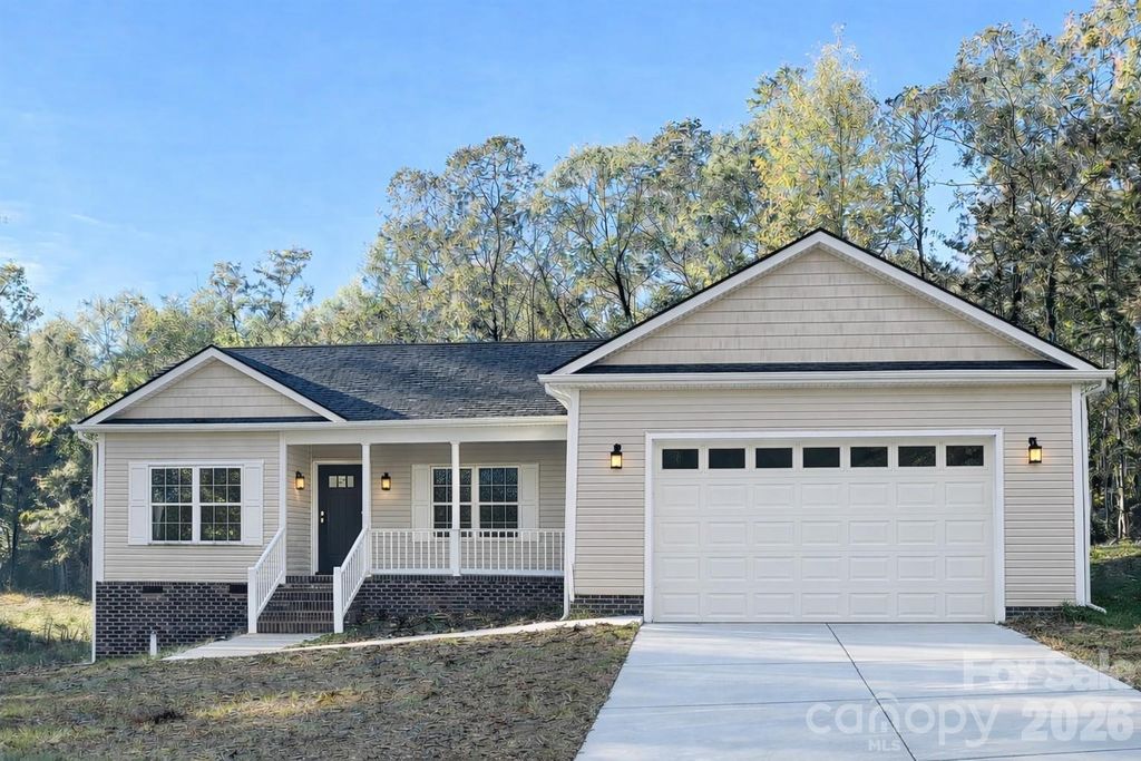 1186 Merribrook Lane, Lancaster, SC 29720