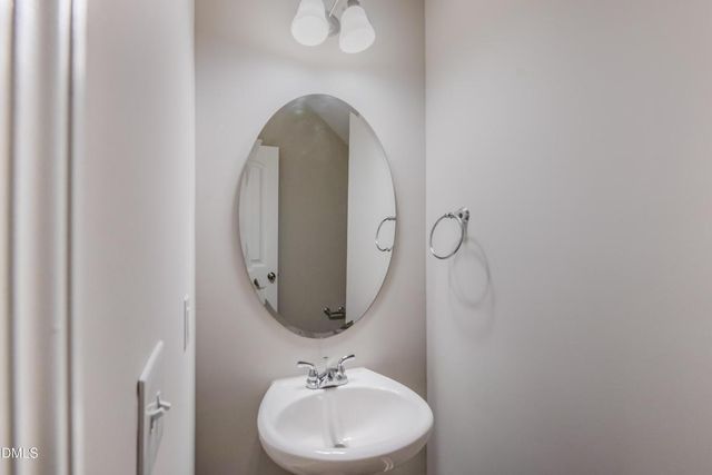 10 Somerset Drive, Franklinton, NC 27525