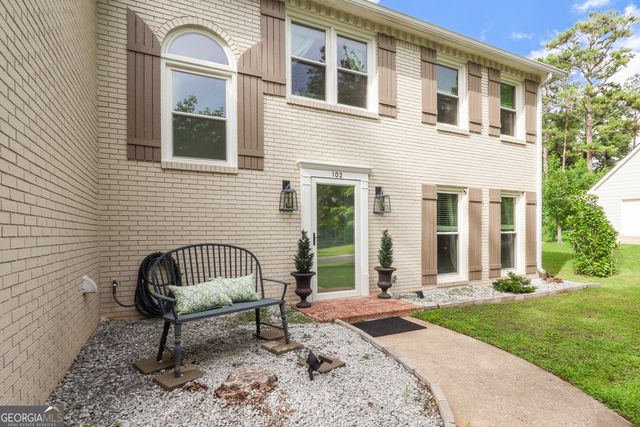 102 Dunsnay Way, Peachtree City, GA 30269