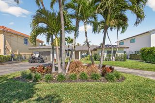 2433 SE 10th Street, Pompano Beach, FL 33062