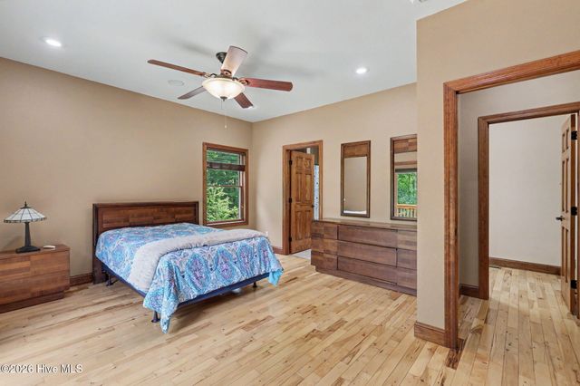 210 Majestic Drive, Hayesville, NC 28904