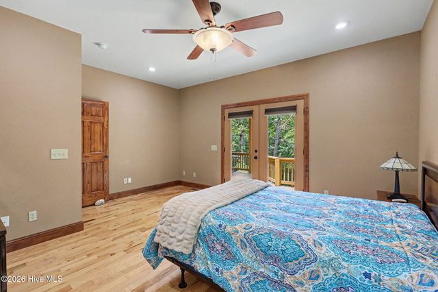 210 Majestic Drive, Hayesville, NC 28904