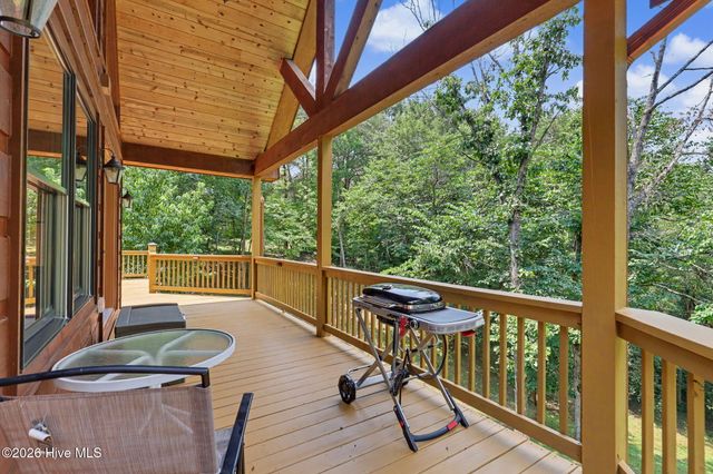 210 Majestic Drive, Hayesville, NC 28904