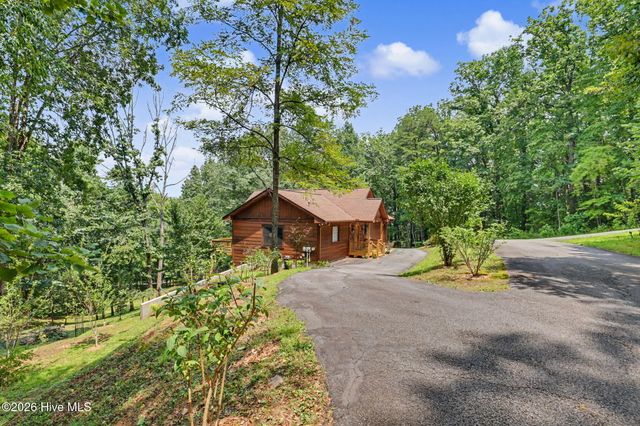 210 Majestic Drive, Hayesville, NC 28904