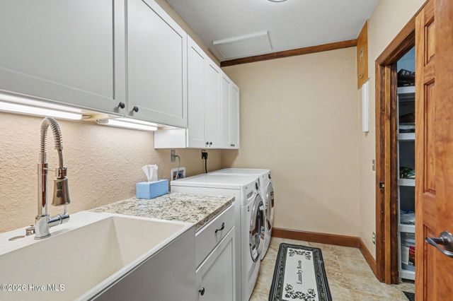 210 Majestic Drive, Hayesville, NC 28904
