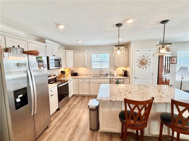 1008 Colonial Drive, Menallen Twp, PA 15401