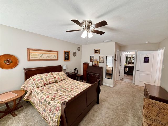 1008 Colonial Drive, Menallen Twp, PA 15401