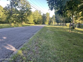 Leffle Webb Rd. - 5.1 Acres, Crossville, TN 38572