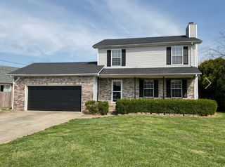 227 Windmeade Cir, Clarksville, TN 37042