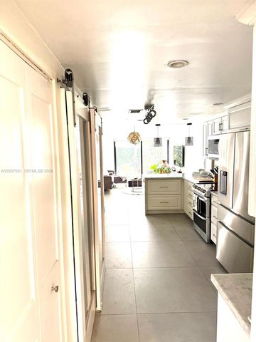 7968 SW 105th Pl, Miami, FL 33173