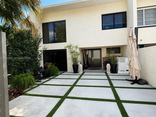 7968 SW 105th Pl, Miami, FL 33173