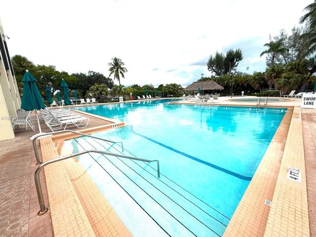 7968 SW 105th Pl, Miami, FL 33173
