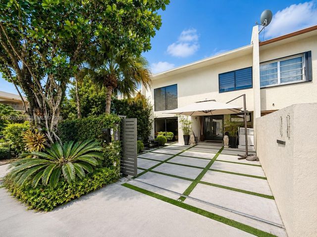 7968 SW 105th Pl, Miami, FL 33173