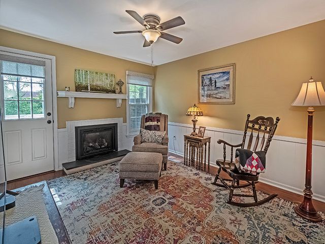 101 Roscommon PLACE, Peters Twp, PA 15317