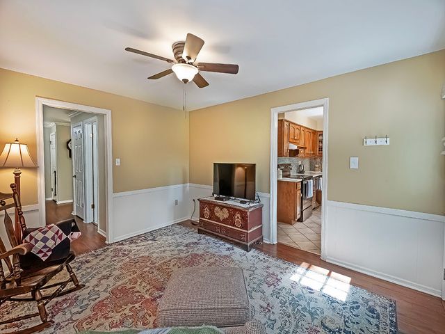 101 Roscommon PLACE, Peters Twp, PA 15317