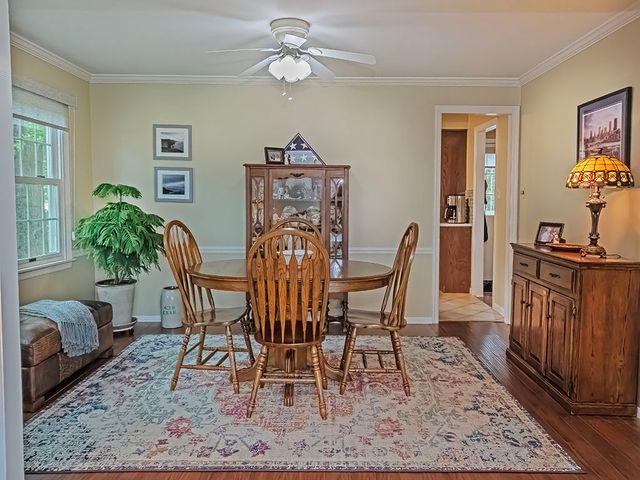 101 Roscommon PLACE, Peters Twp, PA 15317