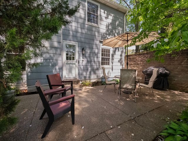 101 Roscommon PLACE, Peters Twp, PA 15317
