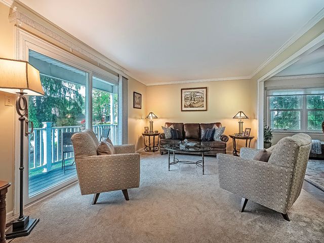101 Roscommon PLACE, Peters Twp, PA 15317