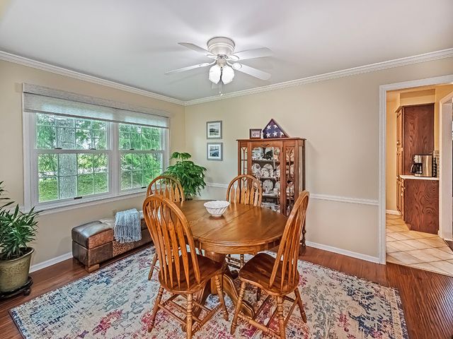 101 Roscommon PLACE, Peters Twp, PA 15317