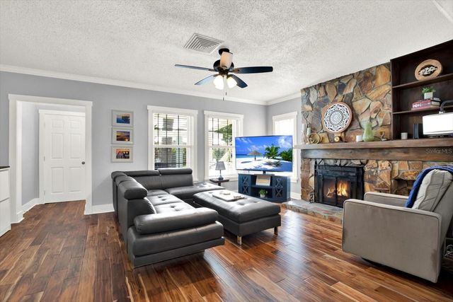15656 1ST STREET E, Redington Beach, FL 33708