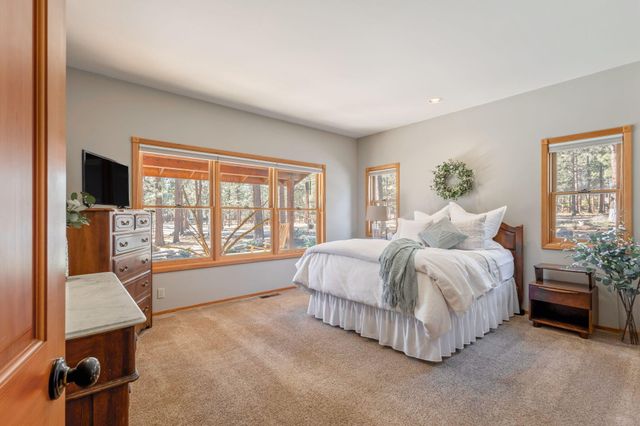 16514 Wren Lane, Sisters, OR 97759