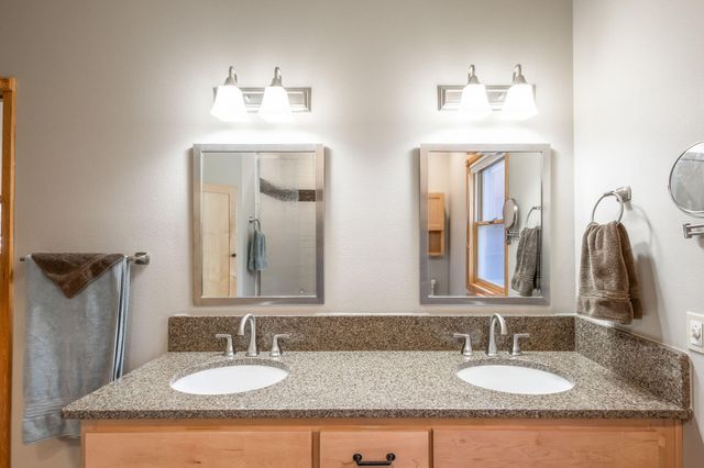 16514 Wren Lane, Sisters, OR 97759