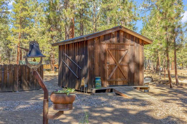 16514 Wren Lane, Sisters, OR 97759