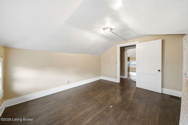 2114 Bonnycastle Ave, Louisville, KY 40205