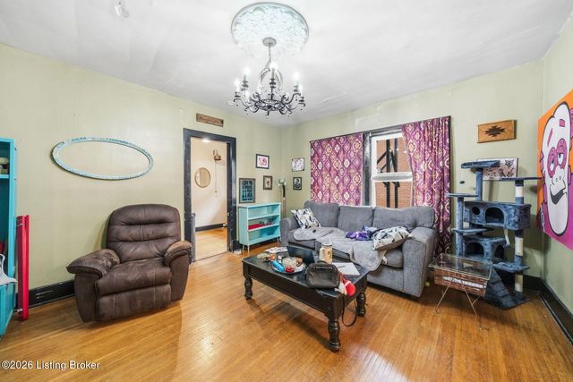 2114 Bonnycastle Ave, Louisville, KY 40205