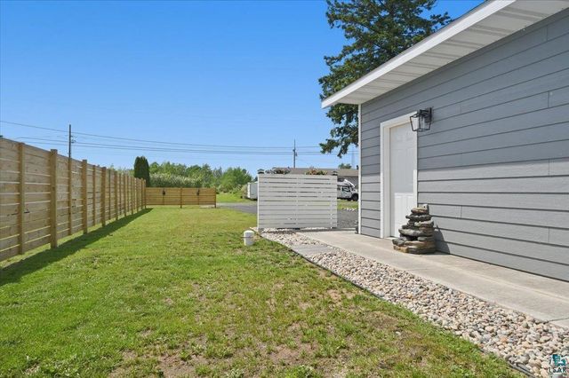 2213 Oakes Ave, Superior, WI 54880