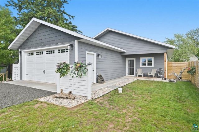 2213 Oakes Ave, Superior, WI 54880