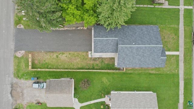 2213 Oakes Ave, Superior, WI 54880