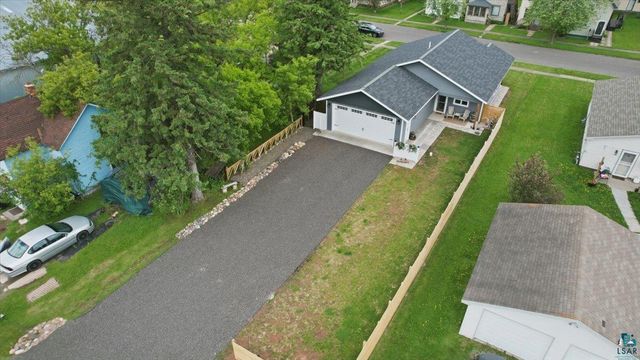 2213 Oakes Ave, Superior, WI 54880