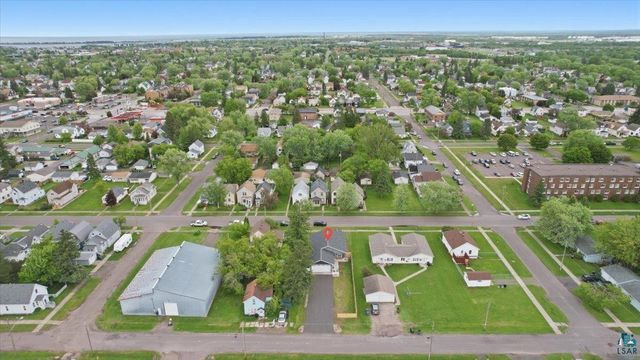 2213 Oakes Ave, Superior, WI 54880