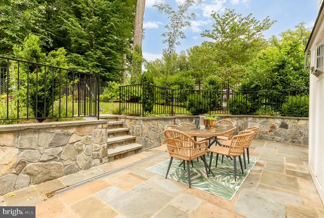 9111 SLIGO CREEK PKWY, Silver Spring, MD 20901