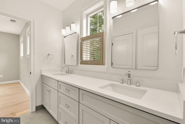 9111 SLIGO CREEK PKWY, Silver Spring, MD 20901