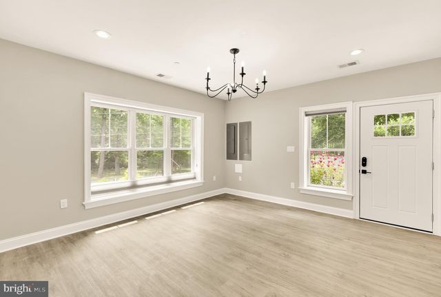 9111 SLIGO CREEK PKWY, Silver Spring, MD 20901