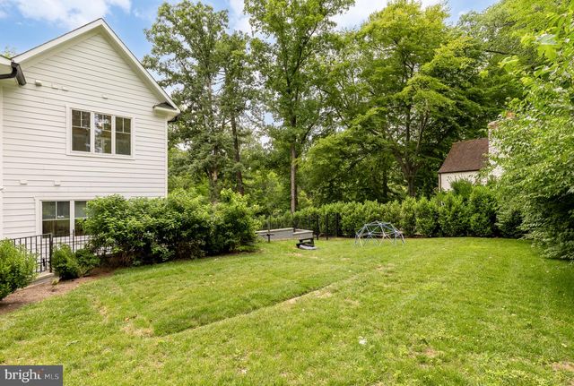 9111 SLIGO CREEK PKWY, Silver Spring, MD 20901