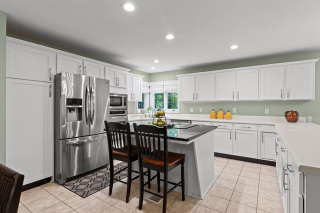 8838 Finney Point Drive, Ooltewah, TN 37363