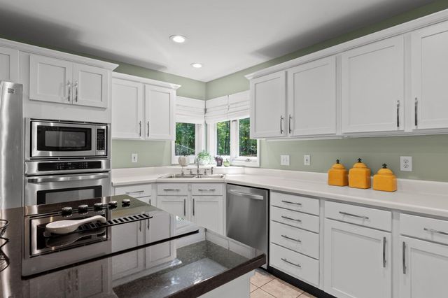 8838 Finney Point Drive, Ooltewah, TN 37363