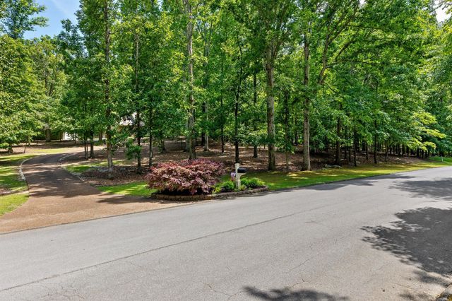 8838 Finney Point Drive, Ooltewah, TN 37363