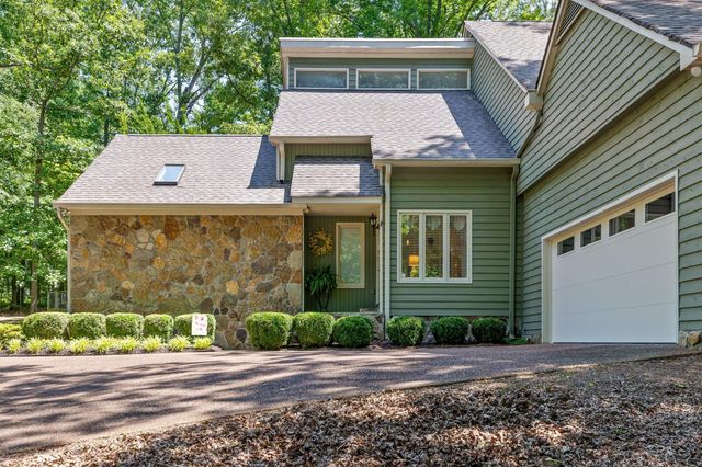 8838 Finney Point Drive, Ooltewah, TN 37363