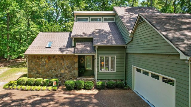 8838 Finney Point Drive, Ooltewah, TN 37363
